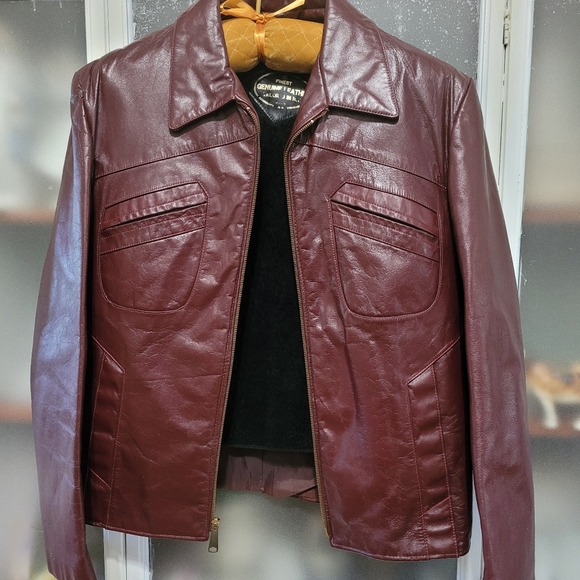 1970's Moto Men's Burgundy Oxblood Zip-Front Leather Jacket Double Lined - Picture 2 of 11
